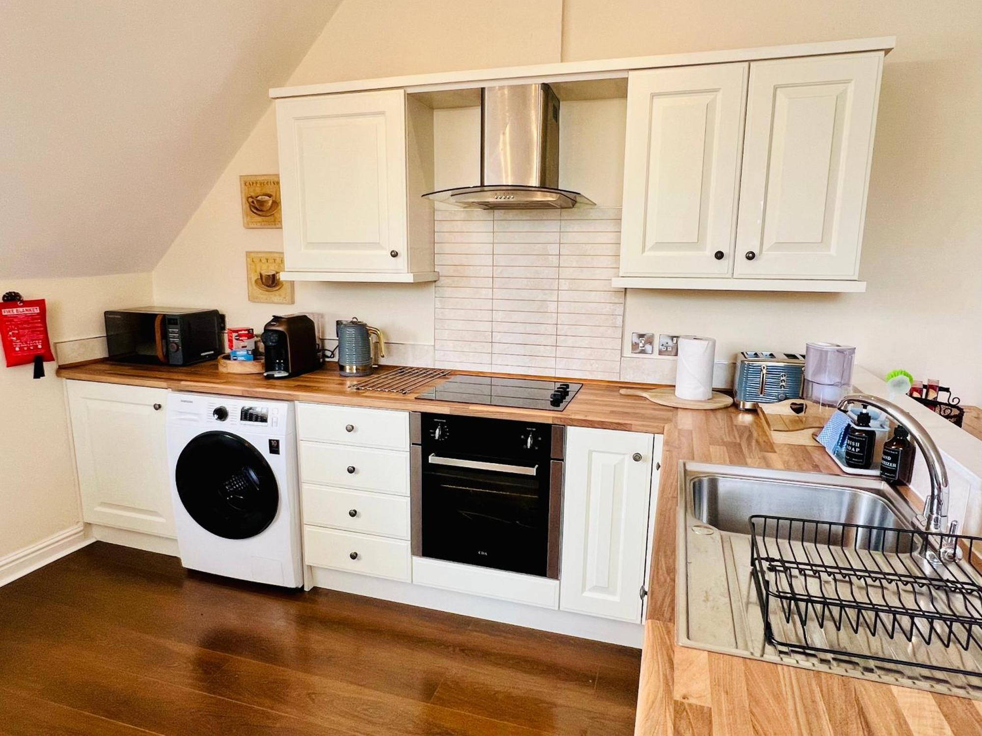 מטלוק Top Floor Double En-Suite Br Apartment Central Matlock מראה חיצוני תמונה